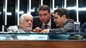 Wagner-Flavio-e-Alcolumbre-762x429.jpg