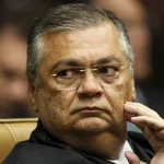 DINO MANTEVE A REMOÇÃO DOS VÍDEOS DO VEREADOR DE MANAUS, SARGENTO SALAZAR QUE OFENDEU O CANDIDATO A GOVERNADOR, DAVID ALMEIDA