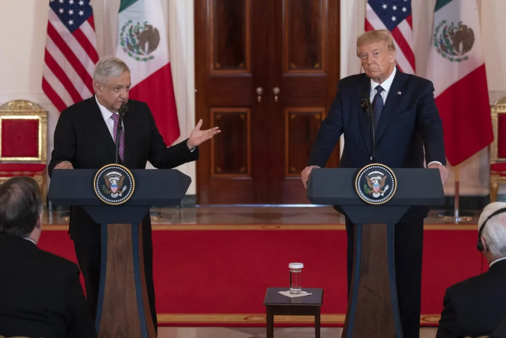 afp202007081uu8opv1midrestrumphoststalkswithmexicancounterpartlopezobrador-c4606407-1536x1024