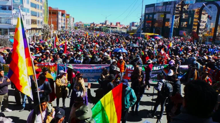 bolivia-31101979