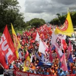 MOVIMENTOS SOCIAIS REALIZAM MANIFESTAÇÕES HOJE, DIA 30, EM DEFESA DA 6X1 EMPERRADA POR ALCOLUMBRE