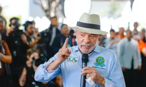 lula-1-32f585d0