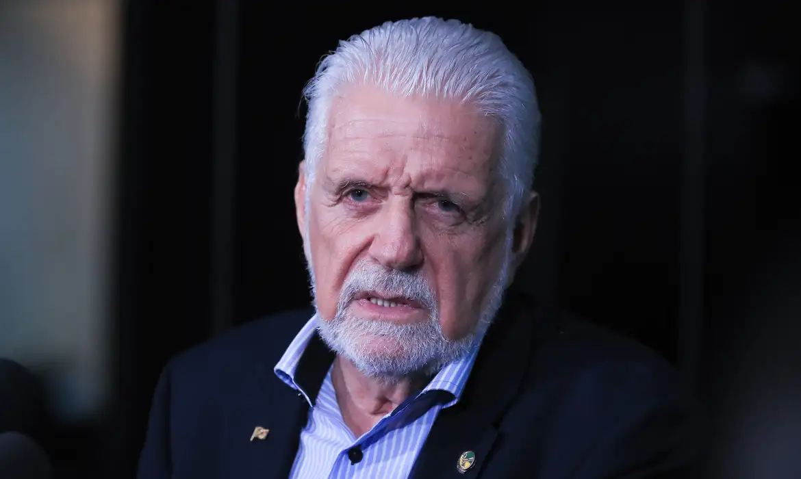 lula8990-9