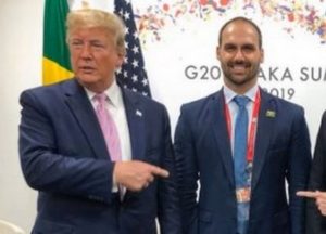 trump-eduardo-bolsonaro-768x553