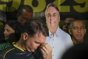 AFP__20251123__84VQ92D__v1__MidRes__BrazilPoliticsJusticeCoupPrison-768x521.jpg