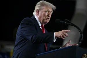 afp20260727c3bx43bv1midresuspresidentdonaldtrumpdeliversremarksatgeneralmo-1-9fbdc844