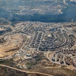 EM AÇÃO ILEGAL, ISRAEL ANUNCIOU NOVOS ASSENTAMENTOS E AMPLIOU PRESSÃO SOBRE TERRITÓRIOS PALESTINOS