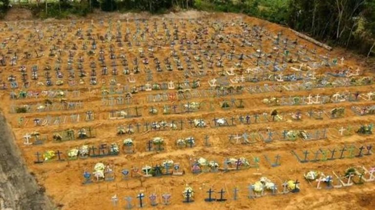 cemiterio-de-taruma-manaus-durante-a-pandemia-reproducao-youtube-768x431