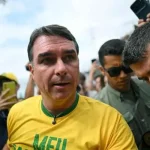 MOISÉS MENDES: JORNALÕES ESCONDEM O FIASCO DE FLÁVIO BOLSONARO EM COPACABANA