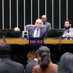 A RESPOSTA ATRAVESSADA DE GILMAR MENDES AO VICE DE FLÁVIO BOLSONARO