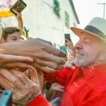 LULA CONVOCA REUNIÃO DIGITAL DE CAMPANHA ABERTA À MILITÂNCIA NO DOMINGO