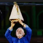 LULA REAFIRMA NOSSA SENHORA  APARECIDA COMO PADROEIRA DO BRASIL: “QUEM NÃO QUISER, QUE SE MUDE”