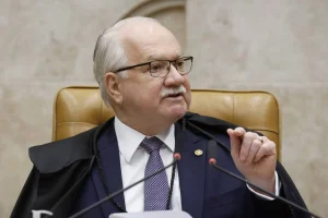 imagem-principal-fachin-avalia-assumir-casos-master-inss-crise-stf-17884651696a99d0113731b_1788465169_3x2_rt