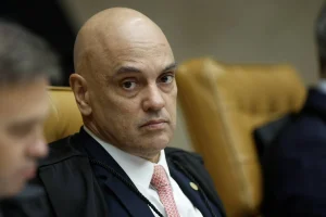 imagem-principal-moraes-chama-relatorio-mendonca-farsa-stf-banco-master-17857926876a7108af88426_1785792687_3x2_rt