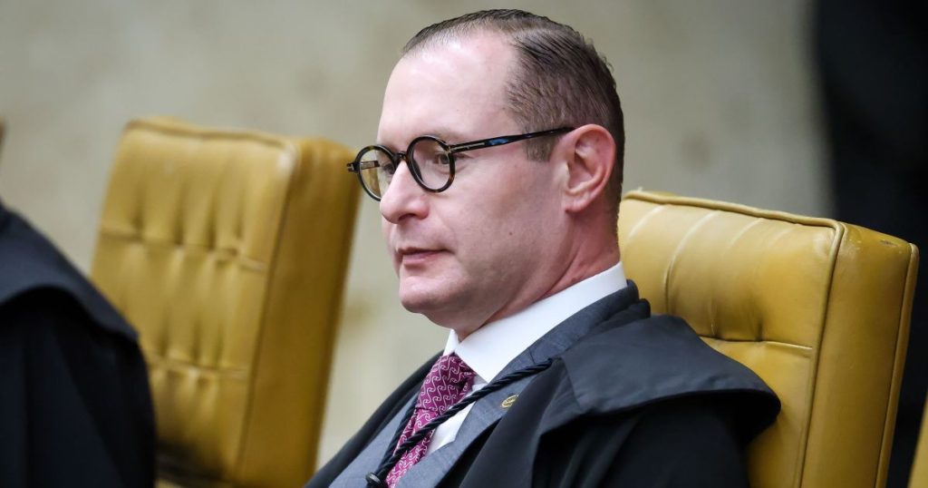 imagem-principal-zanin-pf-copia-celular-vorcaro-sessao-stf-ministro-cristiano-zanin-stf