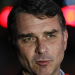 RELATÓRIOS DA POLÍCIA FEDERAL APONTA COBRANÇAS DE FLÁVIO BOLSONARO A VORCARO AO FILME DARK HORSE