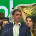 PERGUNTAR NUNCA OFENDE! ESSA CARA DE SANTO DO RACHADÃO, MENTE?