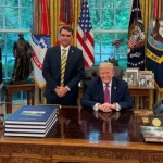 TRUMP MOBILIZOU CASA BRANCA PARA AJUDAR FLÁVIO BOLSONARO A FUGIR DO BRASIL, PUBLICOU O NYT