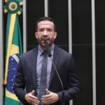 JANONES DISSE QUE LULA VIROU O JOGO NAS REDES SOCIAIS E PREVÊ REELEIÇÃO