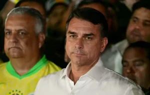 AFP__20261026__D4EK7M8__v1__MidRes__BrazilElectionRunoffVote-1-768x490.jpg