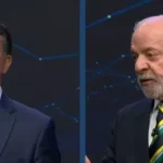 LULA DESAFIOU FLÁVIO BOLSONARO A ABRIR SIGILOS BANCÁRIO E TELEFÔNICO ANTES DO 2° TURNO PARA SABER QUEM É LADRÃO E ELE FUGIU