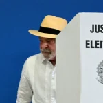 RACHADÃO, EM SUA ESTUPIDEZ, DISSE QUE ACABOU “COM O PT”. LULA É VOTADO POR DEMOCRATAS E NÃO SÓ PETISTAS