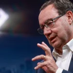 AUGUSTO CURY AO APOIAR RACHADÃO, MOSTRA A CHARLATANICE PSIQUIÁTRICA DE SUA PRÓPRIA AUTOAJUDA