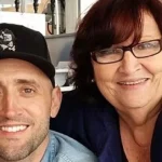 DONA DÉA RELEMBRA MORTE DE PAULO GUSTAVO E CHAMA FLÁVIO BOLSONARO DE “RETROCESSO”